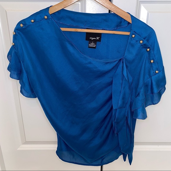 Ruffle Butterfly Sleeve Top - Picture 2 of 2